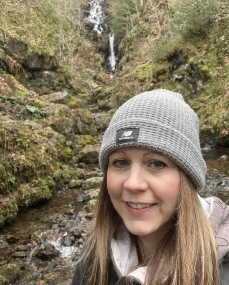 Portrait of the Solvitur Counselling therapist outdoors.
